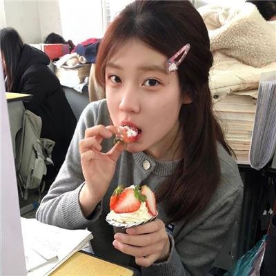 从路人角色开始的探索英雄谭